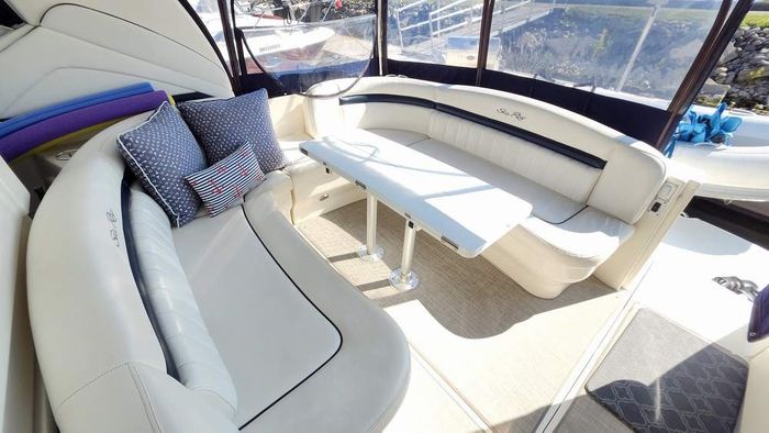 2005 Sea Ray 390 Sundancer Photo 16 of 48