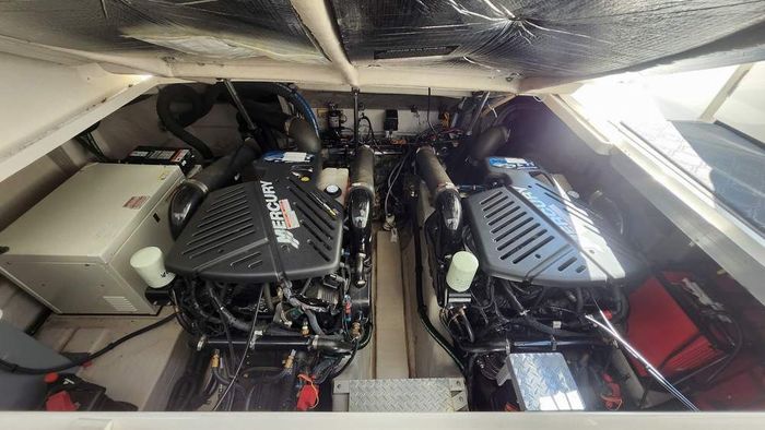 2005 Sea Ray 390 Sundancer Photo 48 of 48