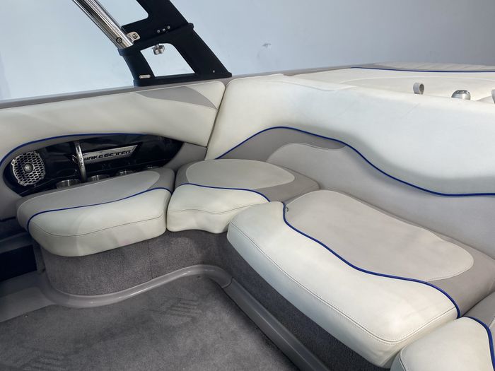 2014 Malibu VTX20 Photo 11 of 13