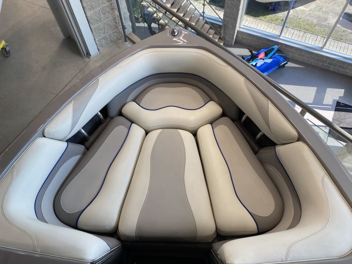 2014 Malibu VTX20 Photo 12 of 13