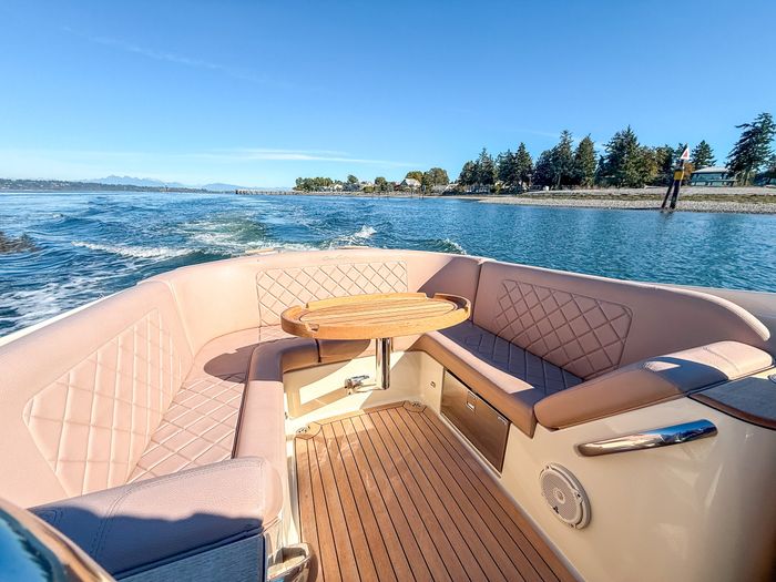 2018 Chris-Craft Corsair 27 Photo 8 of 22