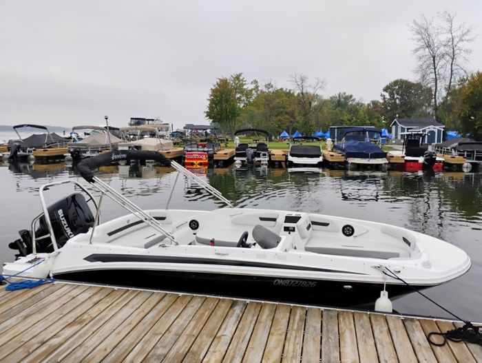 2022 Godfrey Pontoons HURRICANE SS/185 Photo 2 of 12