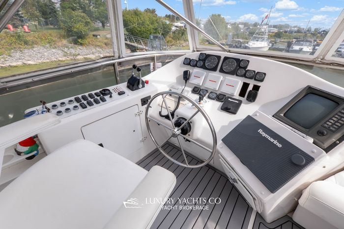1997 Neptunus 50 Aft Cabin Photo 24 sur 35