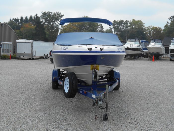 2007 Rinker 226 Captiva Photo 5 of 47