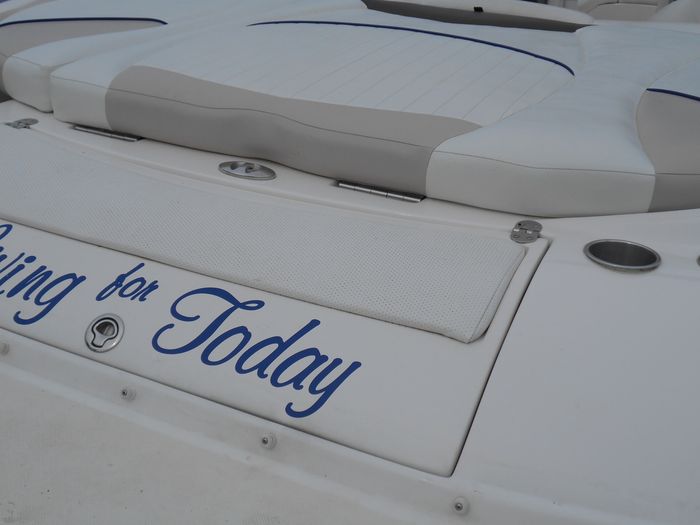 2007 Rinker 226 Captiva Photo 15 of 47