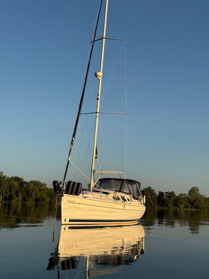 2009 Hunter 41 DS Photo 9 sur 32