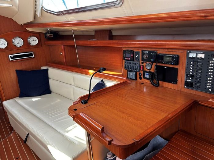 2009 Hunter 41 DS Photo 23 sur 32