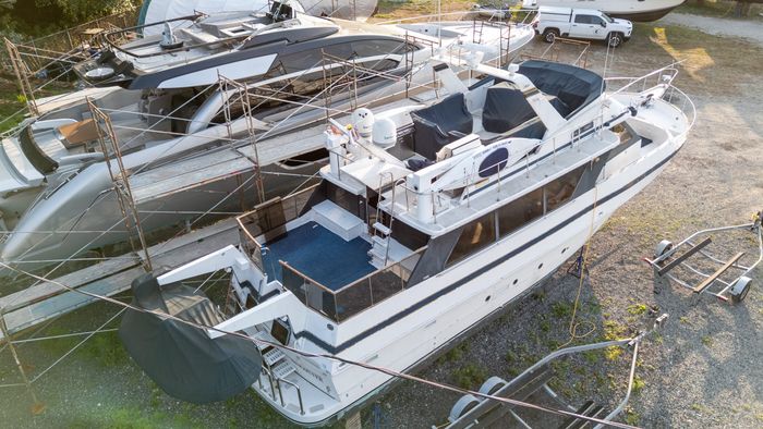 1975 Monk 58' Command Bridge Photo 5 of 69