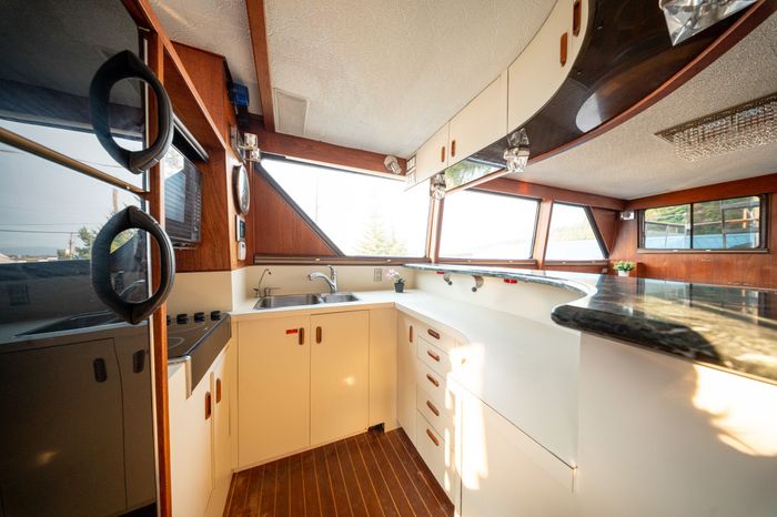 1975 Monk 58' Command Bridge Photo 17 of 69