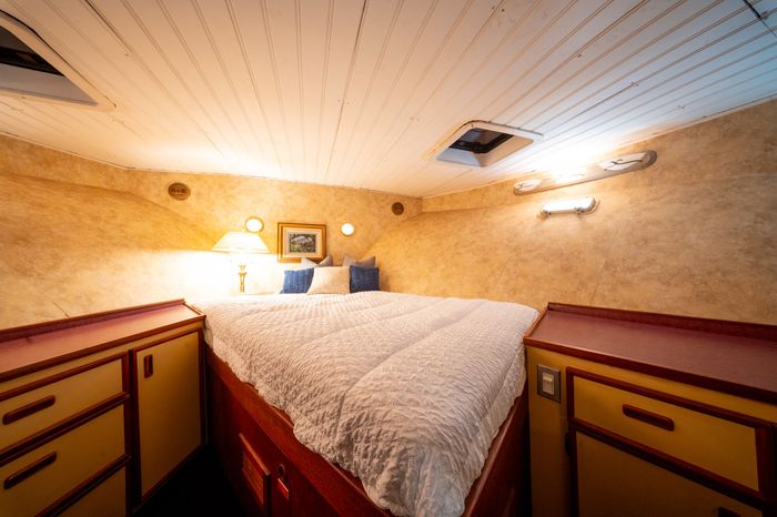 1975 Monk 58' Command Bridge Photo 25 of 69