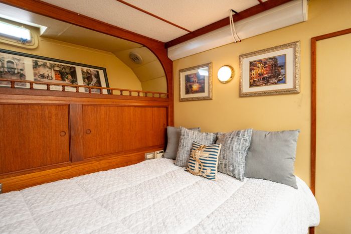 1975 Monk 58' Command Bridge Photo 34 of 69