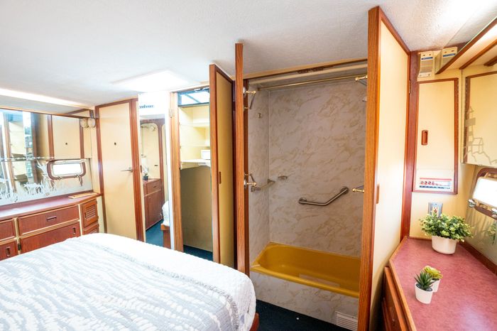 1975 Monk 58' Command Bridge Photo 51 of 69