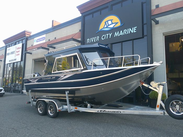 2026 Thunder Jet 24 Alexis PRO Photo 1 of 6