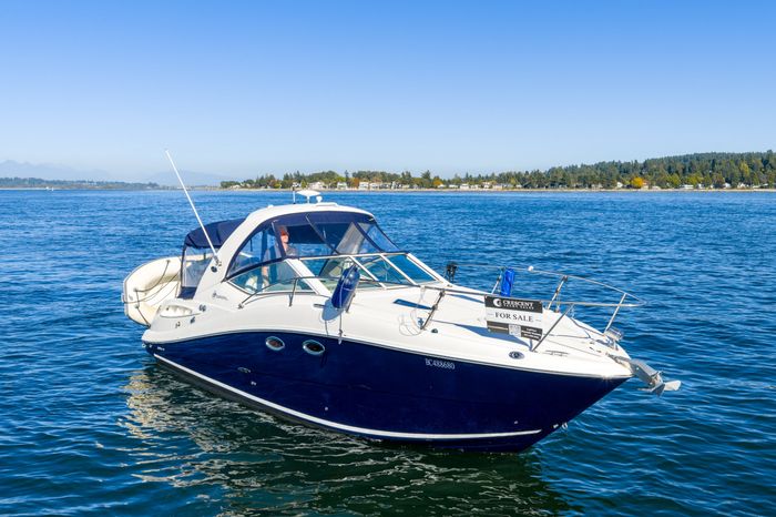 2006 Sea Ray 290 Sundancer Photo 3 of 32