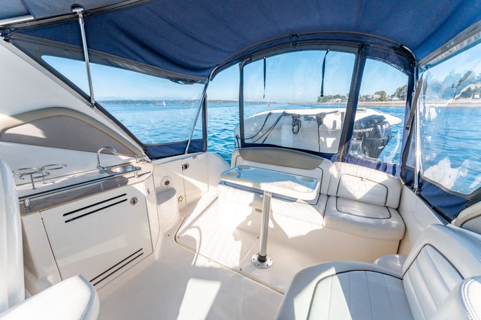 2006 Sea Ray 290 Sundancer Photo 10 of 32