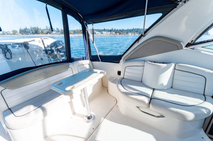 2006 Sea Ray 290 Sundancer Photo 12 of 32