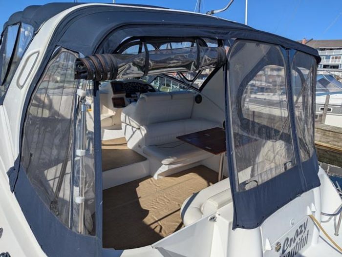2000 Cruisers Yachts 3375 Photo 16 sur 93