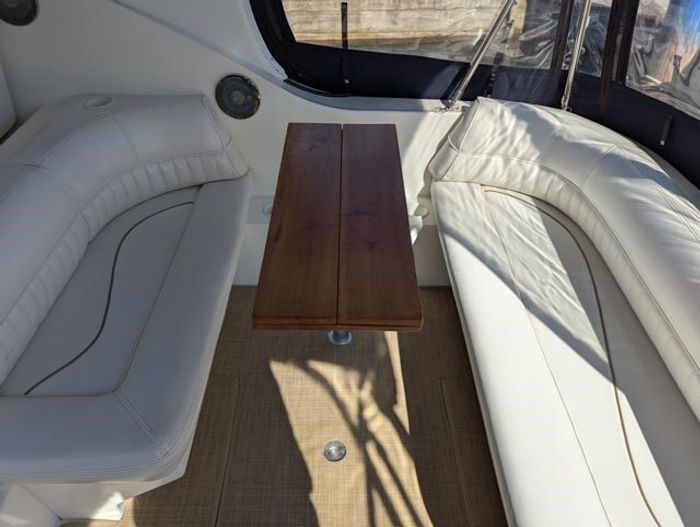 2000 Cruisers Yachts 3375 Photo 22 sur 93
