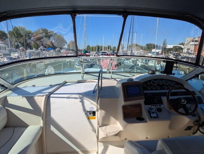 2000 Cruisers Yachts 3375 Photo 46 sur 93