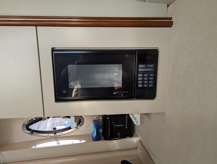 2000 Cruisers Yachts 3375 Photo 61 sur 93