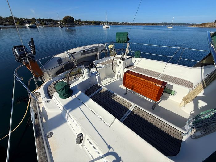 2004 Beneteau 473 Photo 7 sur 37