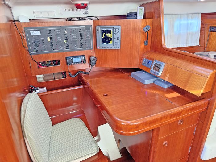 2004 Beneteau 473 Photo 14 sur 37