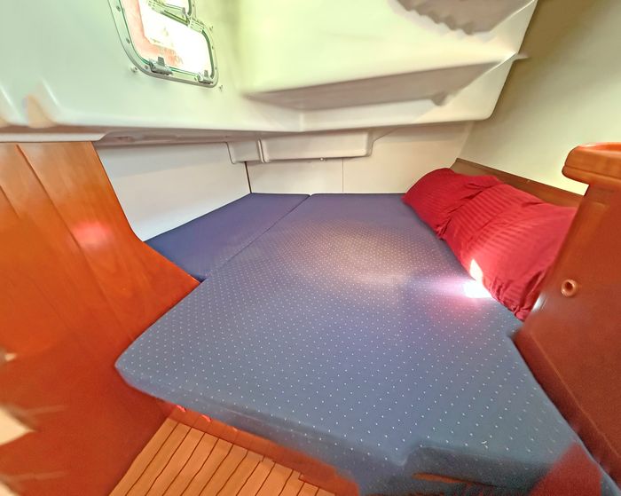 2004 Beneteau 473 Photo 16 sur 37