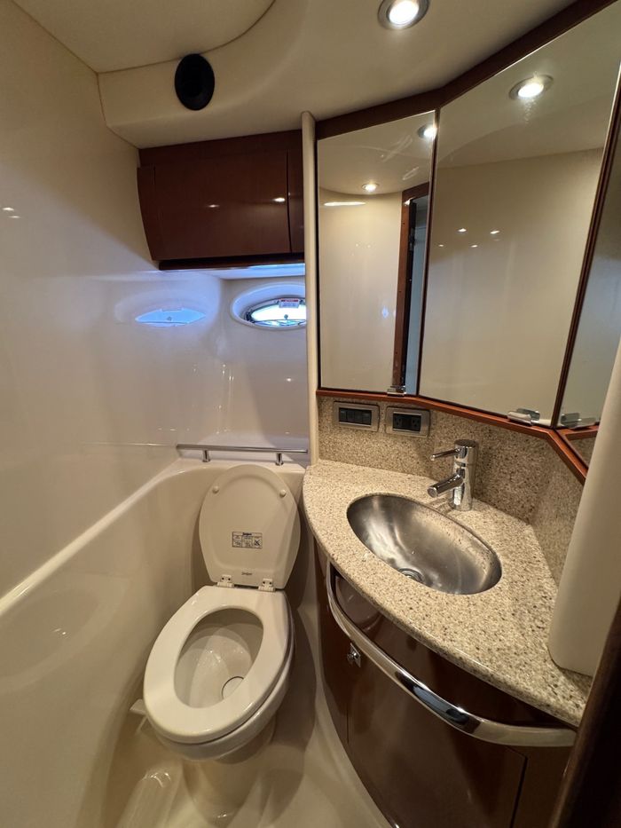 2013 Sea Ray SUNDANCER Photo 10 sur 18