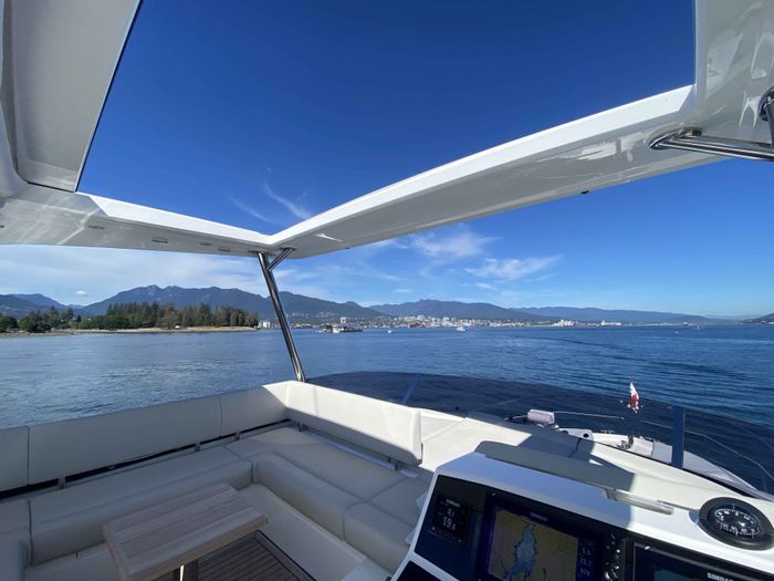 2020 Sunseeker Manhattan 52 Photo 9 sur 33