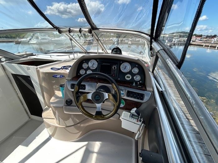 2005 Four Winns 258 Vista MC Photo 6 of 14