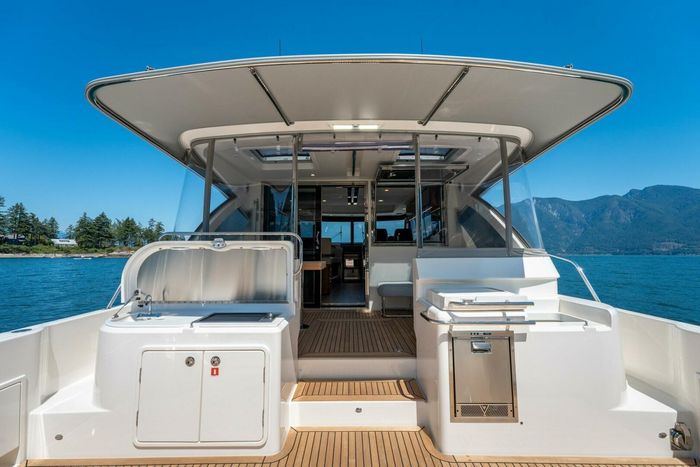 2024 Riviera 465 SUV Photo 5 of 14