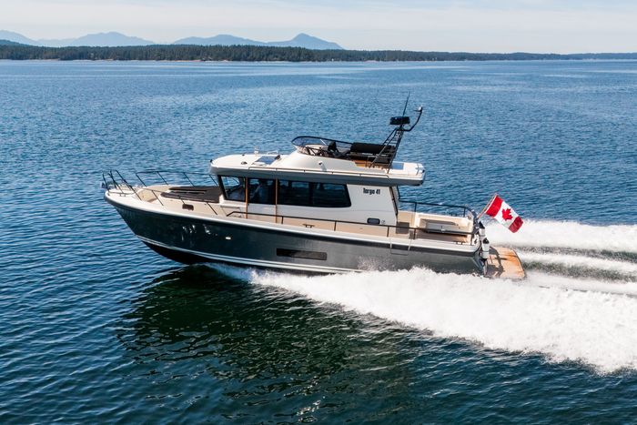 2026 Targa 41 - Arriving Summer 2026! Photo 9 sur 85