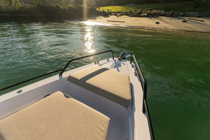 2026 Axopar 37XC Cross Cabin Photo 12 of 26