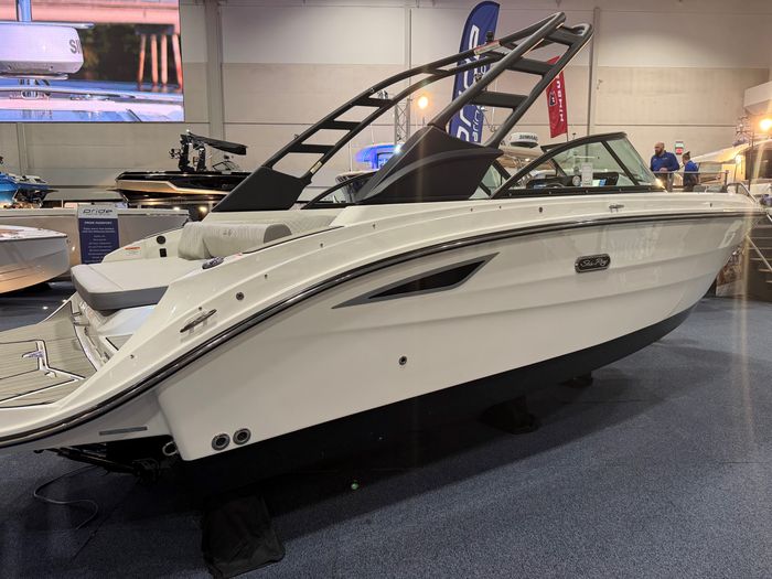 2026 Sea Ray SDX 230 Photo 2 sur 16