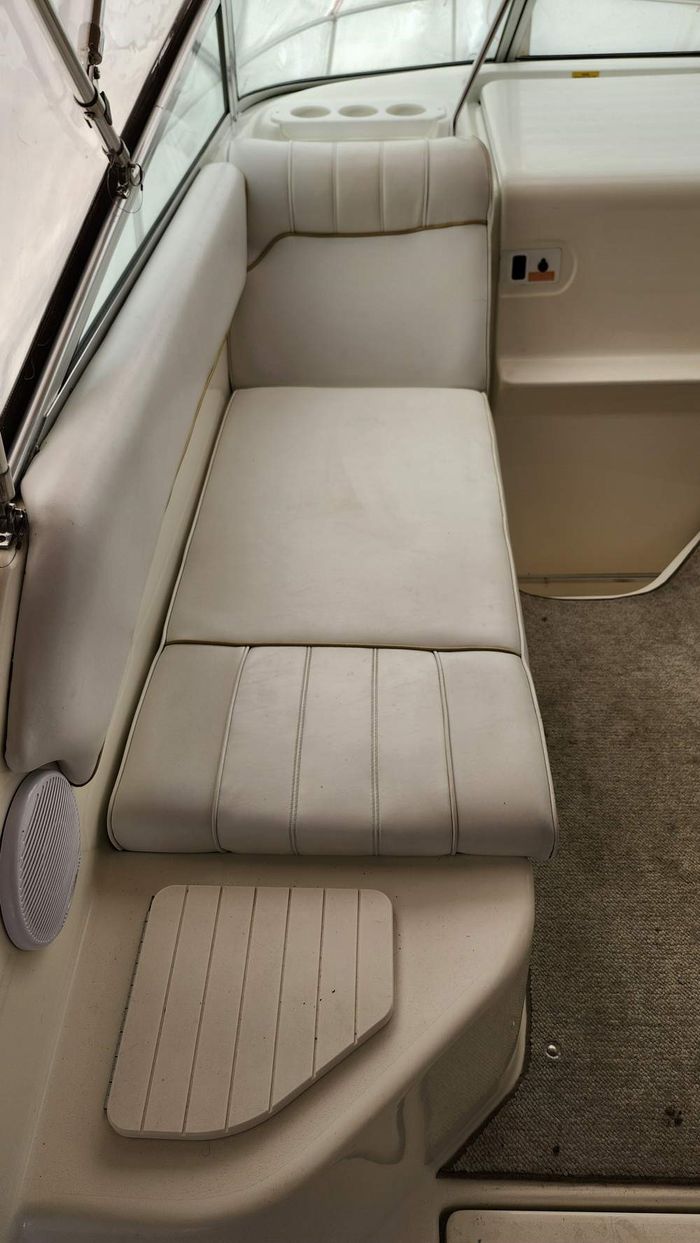 1997 Sea Ray 250 Sundancer Photo 10 of 25