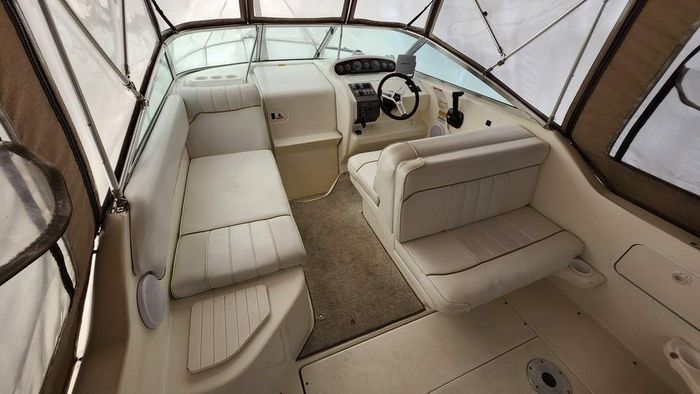 1997 Sea Ray 250 Sundancer Photo 7 of 25