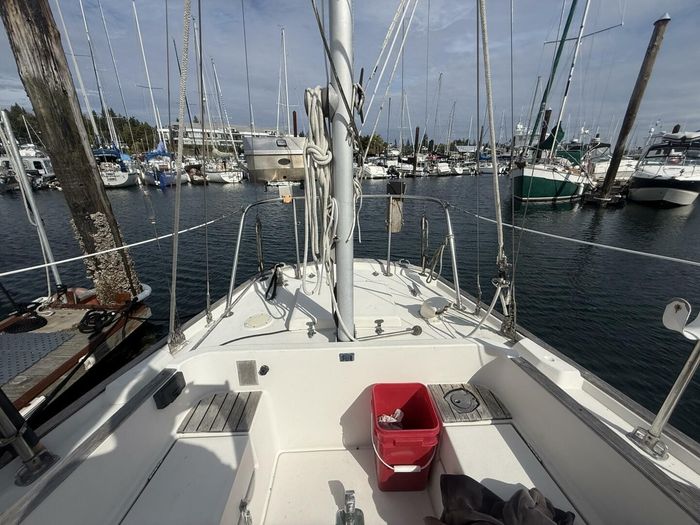 1980 Alberg 37 MKII Photo 9 of 63