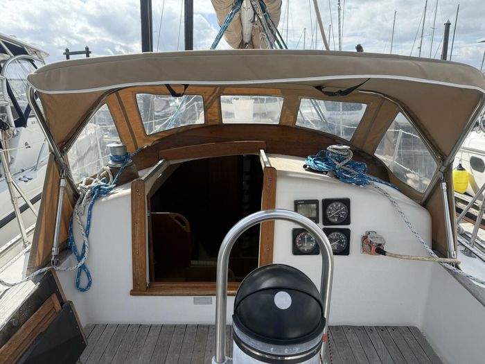 1980 Alberg 37 MKII Photo 11 of 63