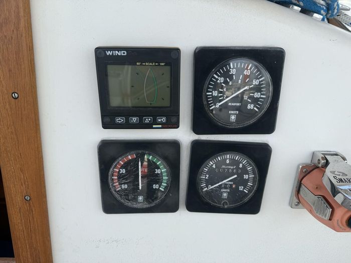 1980 Alberg 37 MKII Photo 54 of 63