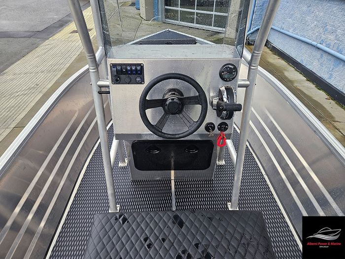 Marlon Welded Utility Boat SWV18L w/ Center Console 2027 New Boat for ...
