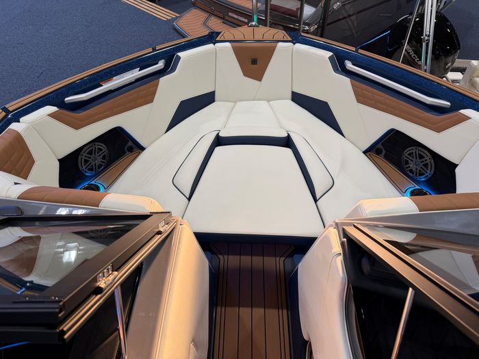 2026 Nautique S21 Photo 14 of 15