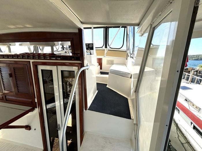 1987 Viking Yachts Motor Yacht Photo 25 sur 76