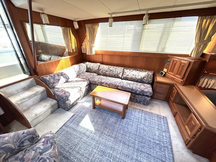 1987 Viking Yachts Motor Yacht Photo 43 sur 76