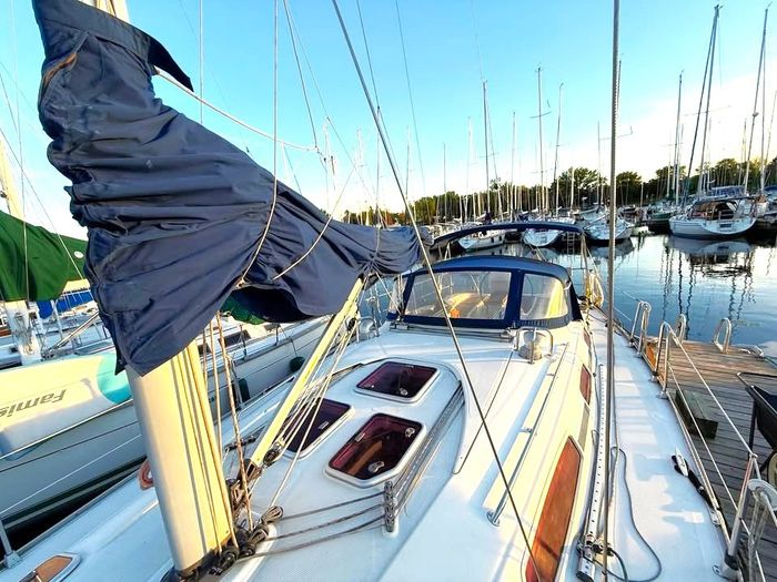 2009 Bavaria 38 Cruiser Photo 10 sur 55