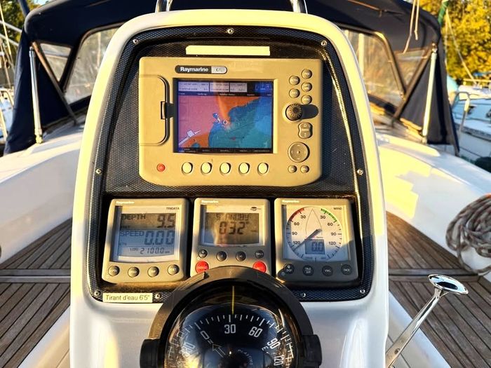 2009 Bavaria 38 Cruiser Photo 19 sur 55