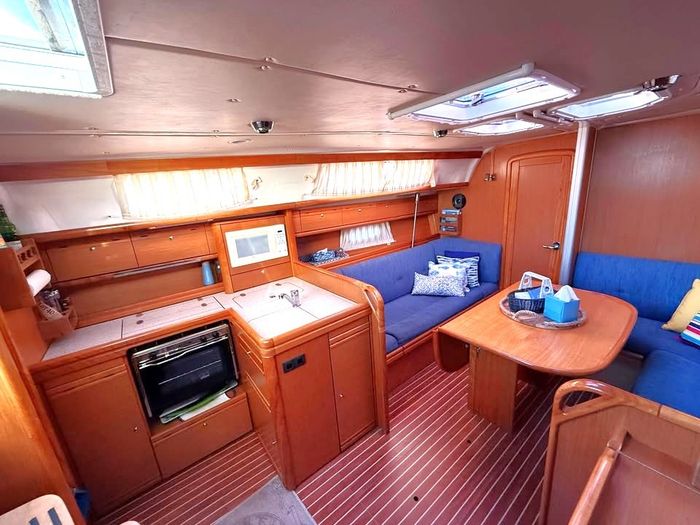 2009 Bavaria 38 Cruiser Photo 29 sur 55