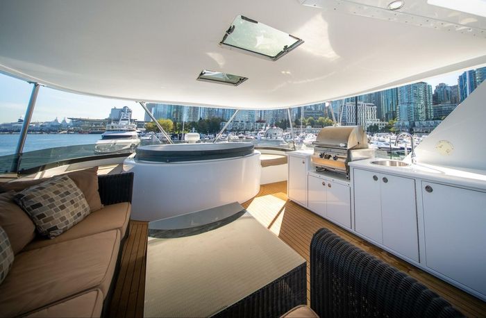 1992 Crescent Yachts Tri-Deck Photo 92 of 110