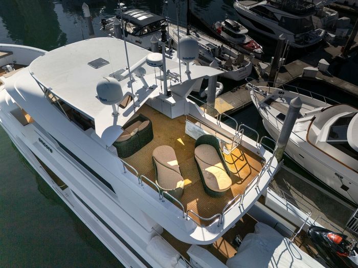 1992 Crescent Yachts Tri-Deck Photo 5 of 110