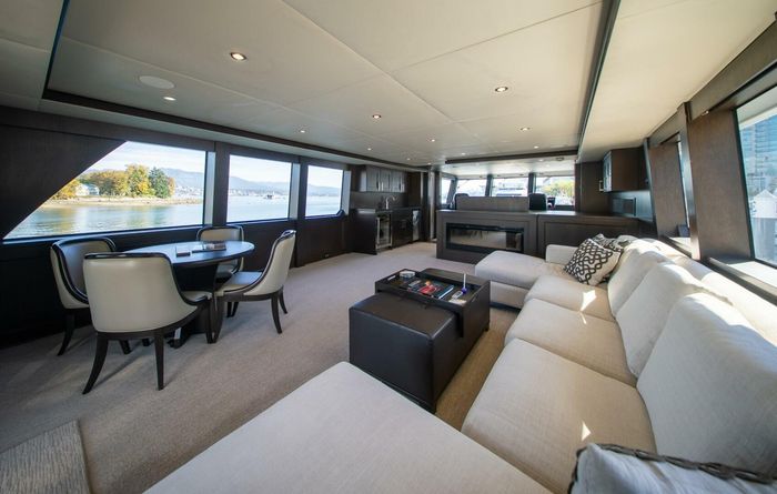 1992 Crescent Yachts Tri-Deck Photo 77 of 110