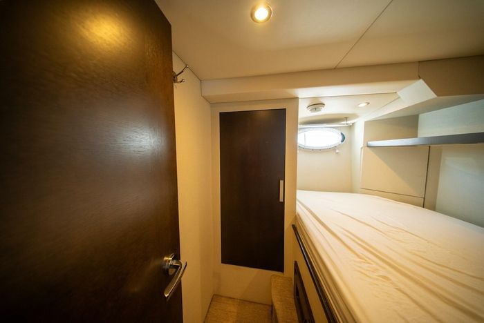 1992 Crescent Yachts Tri-Deck Photo 101 of 110